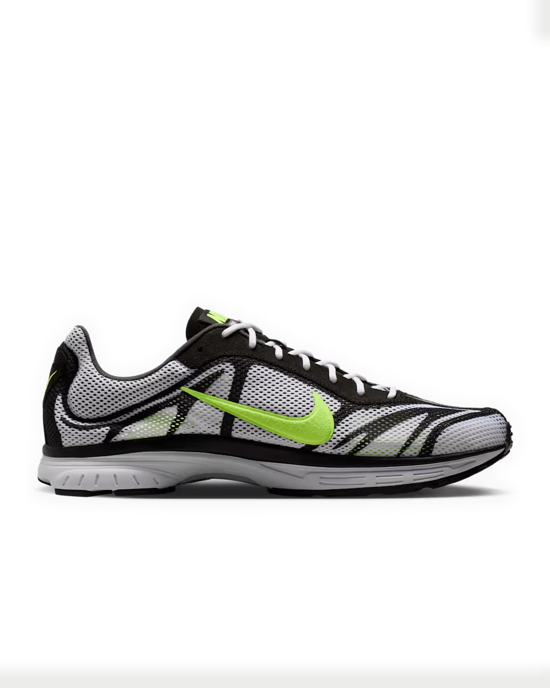 NIKE Streak 3